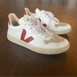 VEJA V-10 B-MESH WHITE NATURAL MARSALA